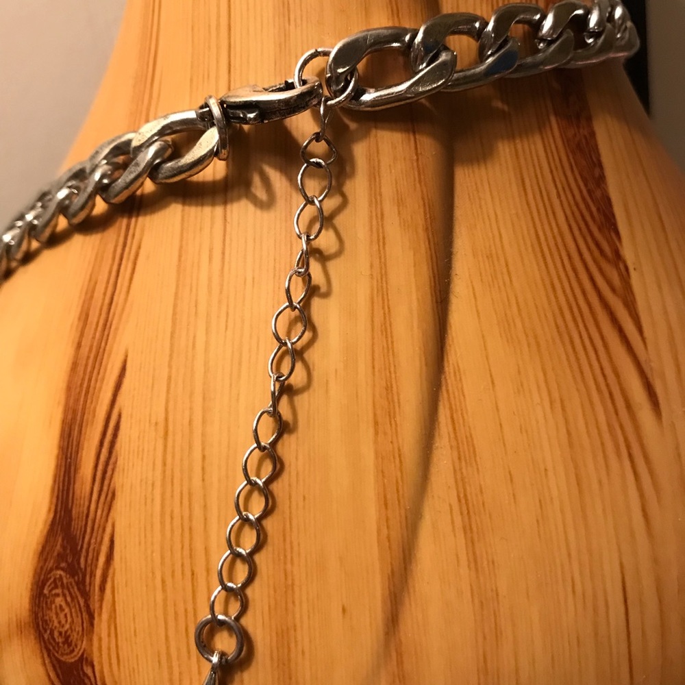 Necklace - Picture 3 of 8